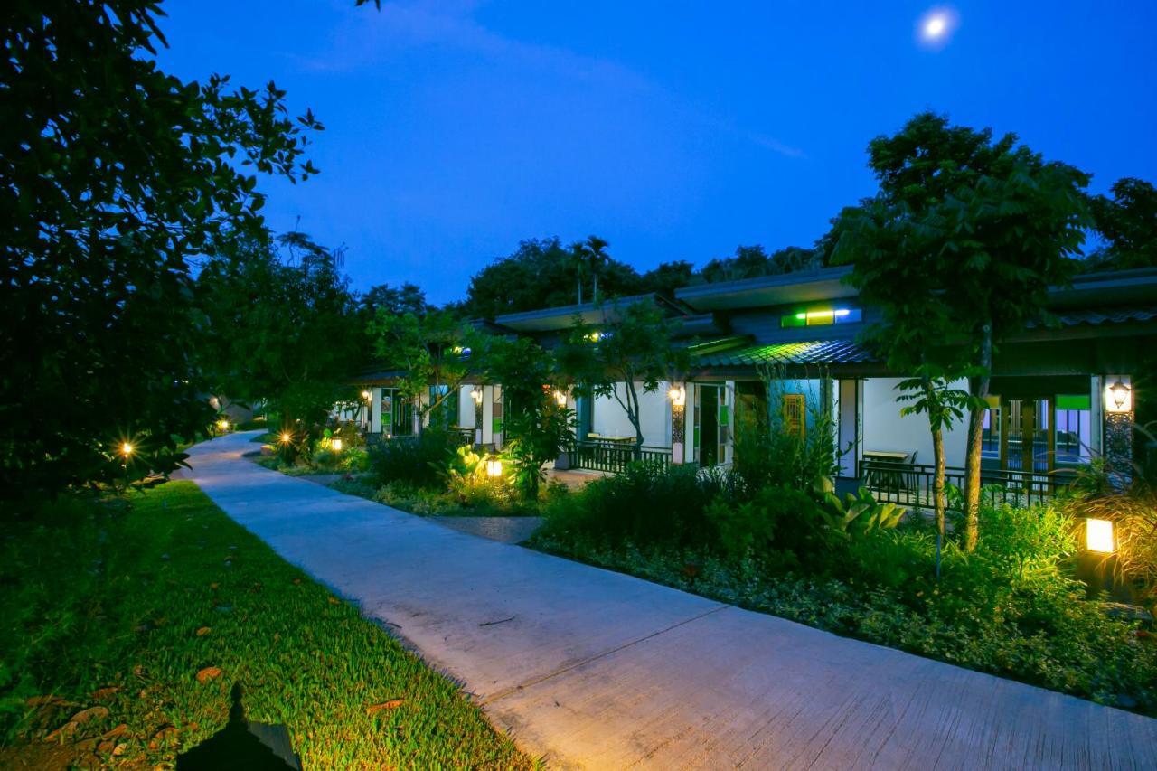 Loft Vintage Chalet Resort Ko Lanta Exterior foto